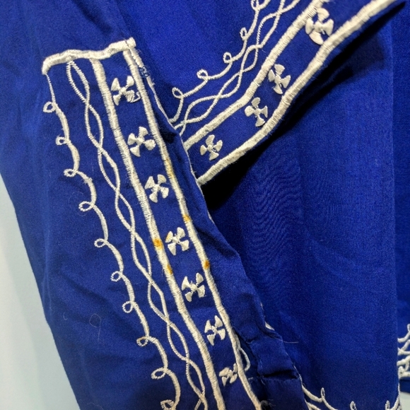 Leandra Crochet Embroidered Top in Royal Blue size Large 70s Birds Boho - Picture 5 of 10